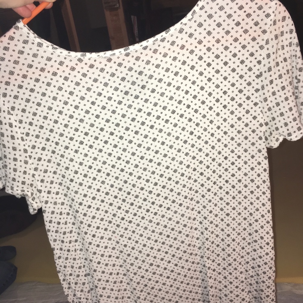 Lightweight woman’s blouse